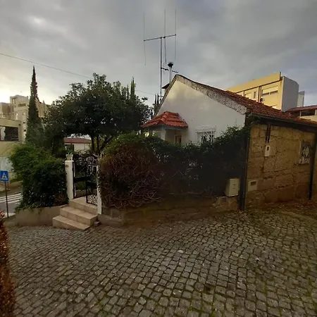 Casa Do Paco Com Jardim Privado - Centro De Terras De Bouro, Geres Terras de Bouro