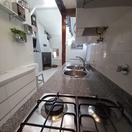 Casa Do Paco Com Jardim Privado - Centro De Terras De Bouro, Geres Σπίτι διακοπών