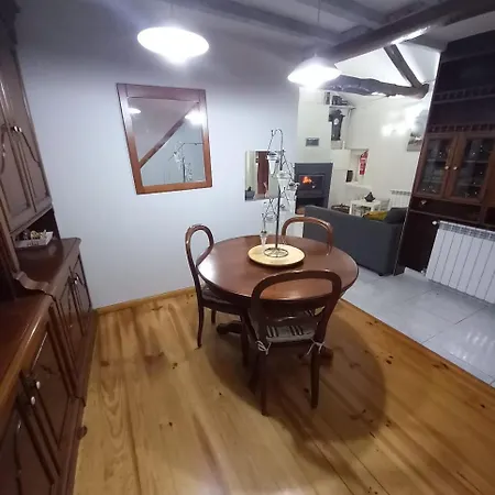 Casa Do Paco Com Jardim Privado - Centro De Terras De Bouro, Geres *