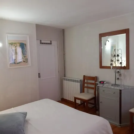 Casa Do Paco Com Jardim Privado - Centro De Terras De Bouro, Geres Vakantiehuis *