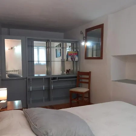 Casa Do Paco Com Jardim Privado - Centro De Terras De Bouro, Geres *