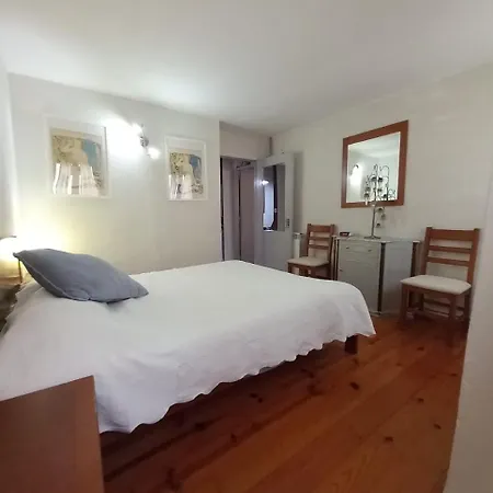 Casa Do Paco Com Jardim Privado - Centro De Terras De Bouro, Geres * Terras de Bouro