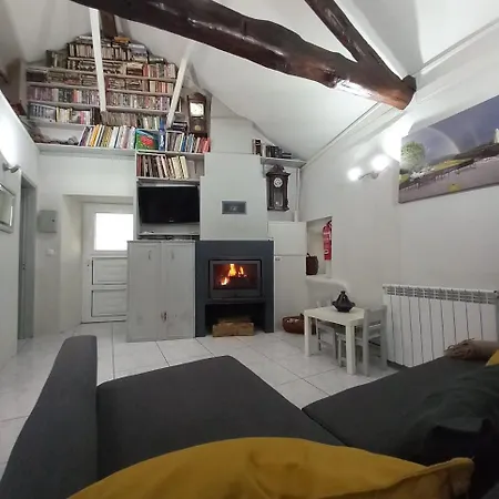 Vakantiehuis Casa Do Paco Com Jardim Privado - Centro De Terras De Bouro, Geres