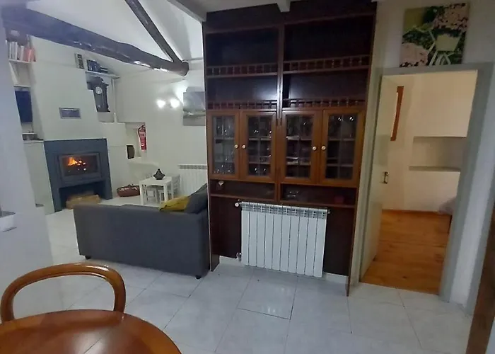 Casa Do Paço Com Jardim Privado - Centro De Terras De Bouro, Gerês *