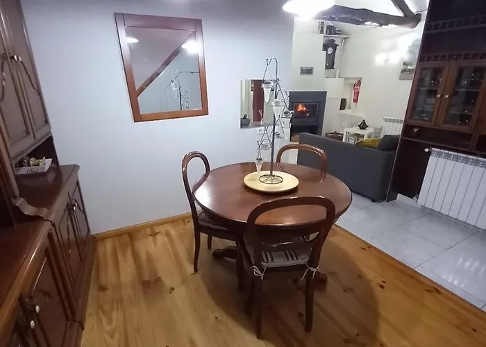 Casa Do Paco Com Jardim Privado - Centro De Terras De Bouro, Geres *