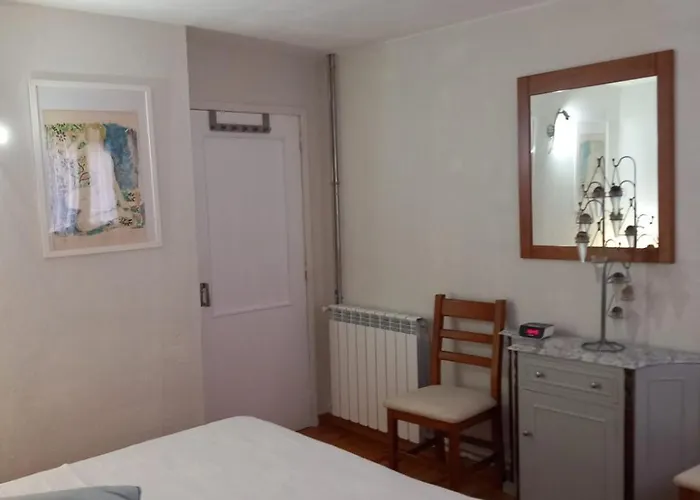 Casa Do Paço Com Jardim Privado - Centro De Terras De Bouro, Gerês Hébergement de vacances *