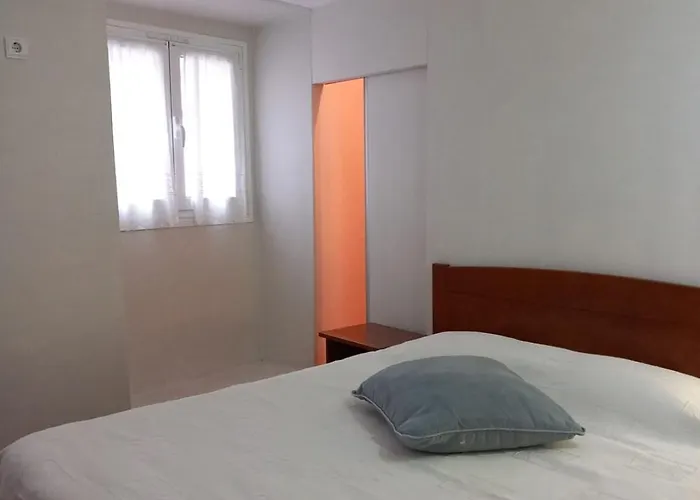 Casa Do Paço Com Jardim Privado - Centro De Terras De Bouro, Gerês *