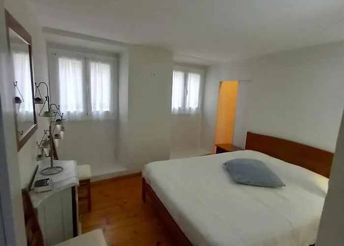 Casa Do Paco Com Jardim Privado - Centro De Terras De Bouro, Geres * 特拉什杜博鲁