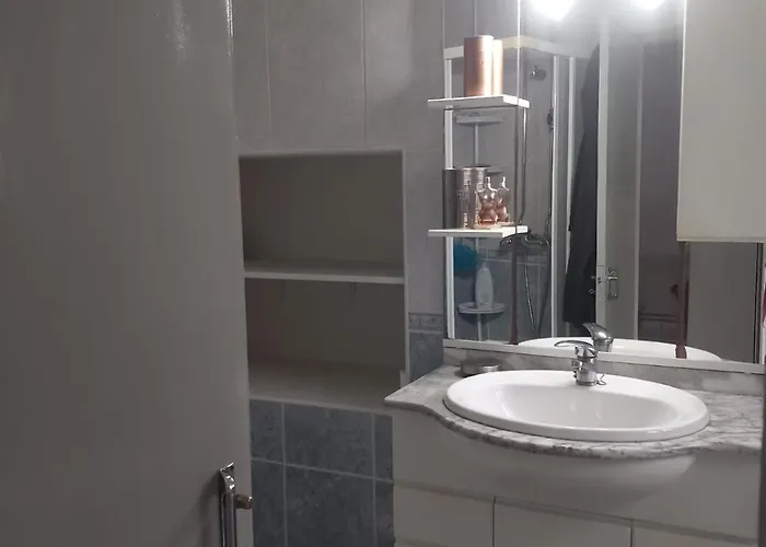 Casa Do Paço Com Jardim Privado - Centro De Terras De Bouro, Gerês